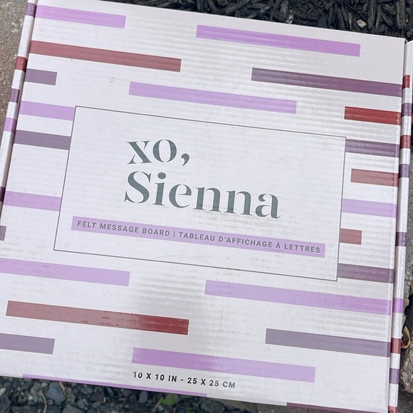 10x10 Felt Letter Board Kit - New with Box! - Picture 3 of 4